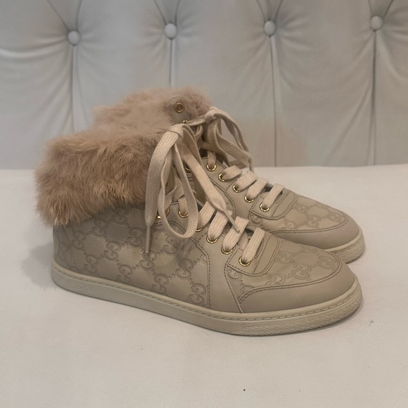 Gucci Women's Cream High-Top Sneakers with Rabbit Fur Trim, Size 38 - Picture 2 of 12